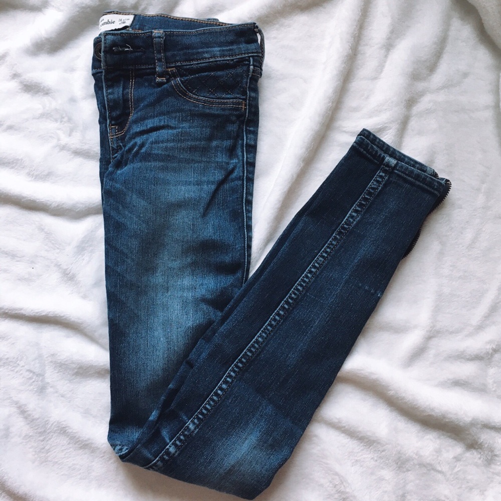 dark wash jeans